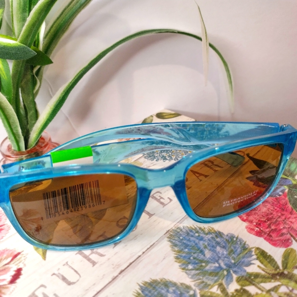 Women's Light Blue Sunglasses - Picture 7 of 8